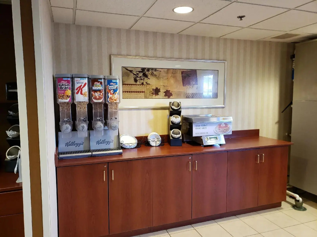 Microtel Inn & Suites by Wyndham Dover New Hampshire