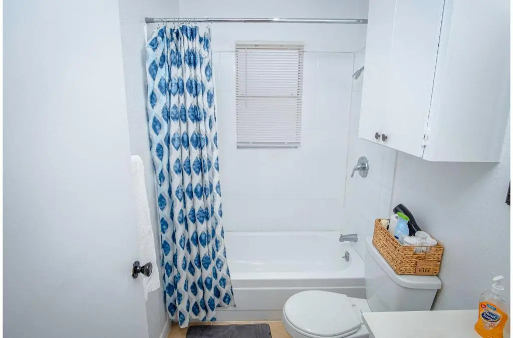 Tranquil Getaway 3br/2ba Near Downtown