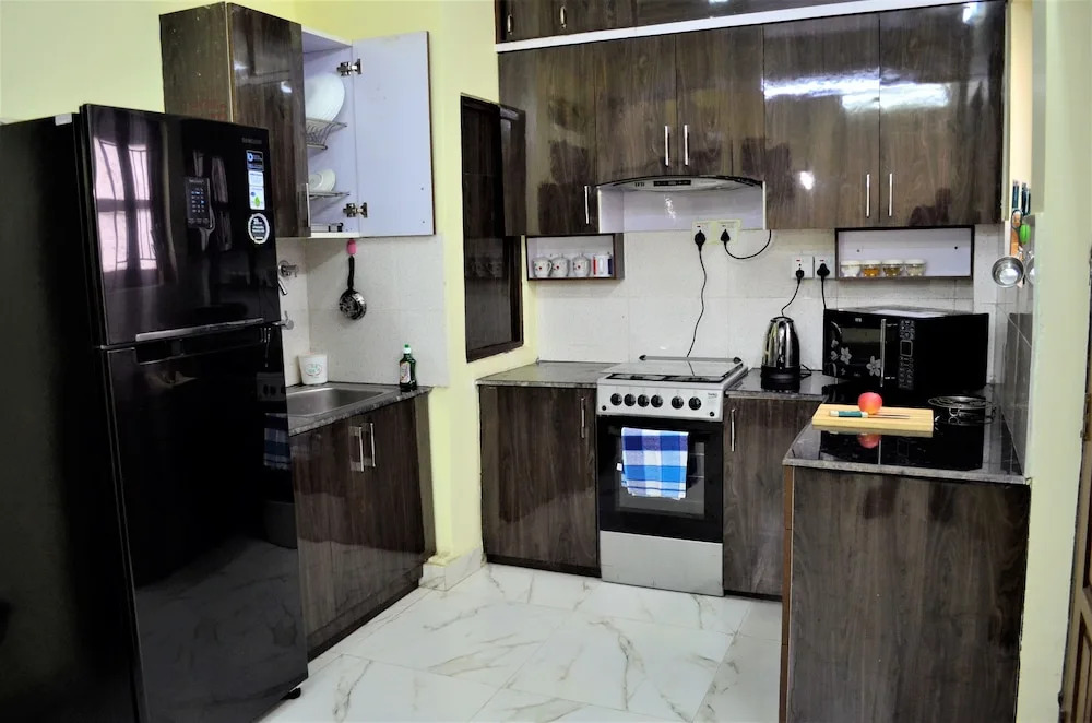 Tanani Newa Home Family Combo