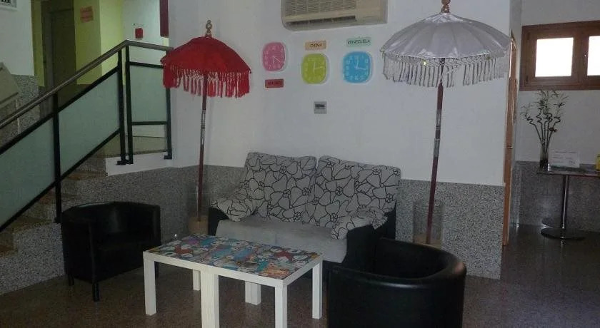Dunia Hall
