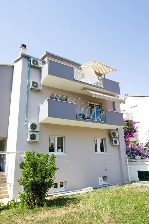 Apartments Put Plokita