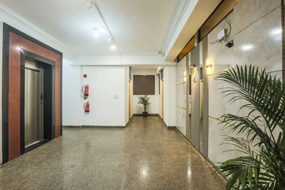 Hotel Emerald Suites & Banquet By Aura