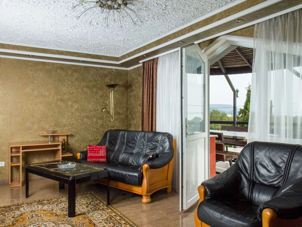 Villa Rosso Balatongy r k