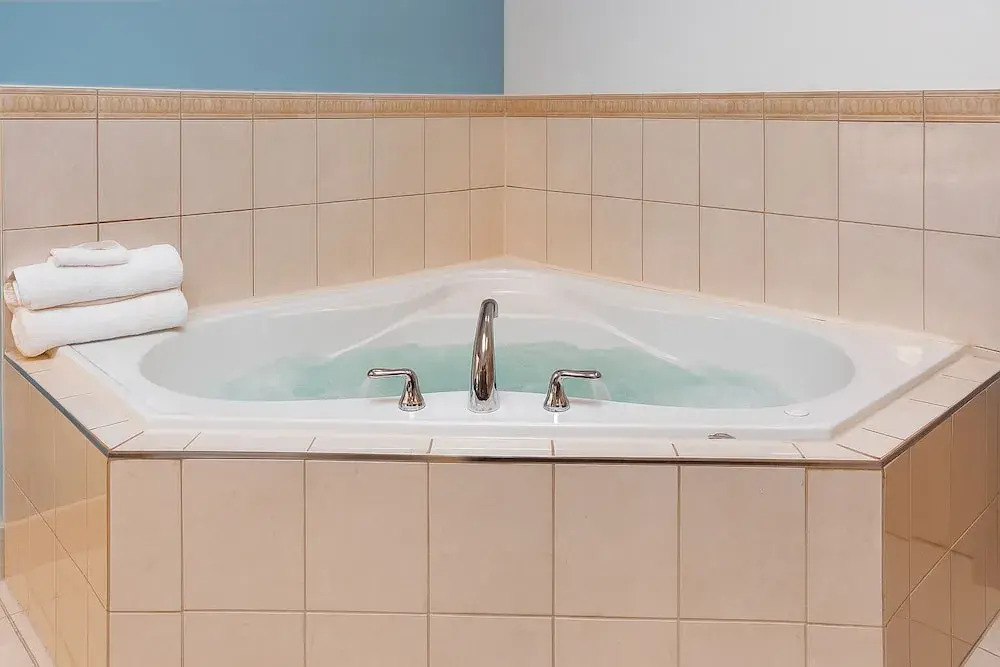 Signature Stay Inn & Suites - Downtown Hamilton