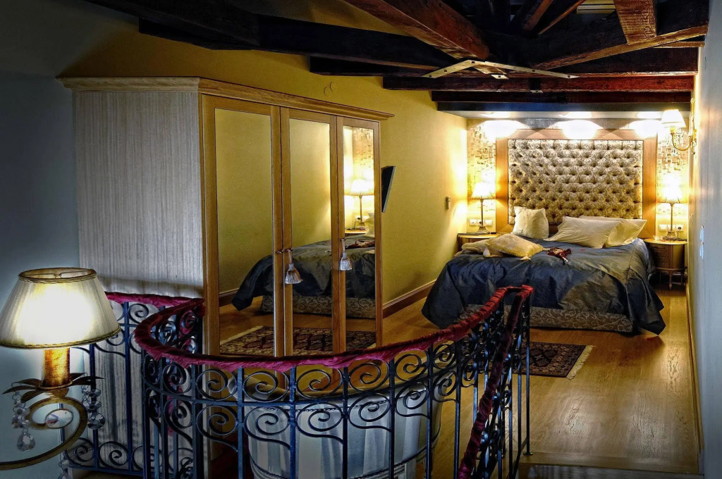 Civitas Suites Hotel