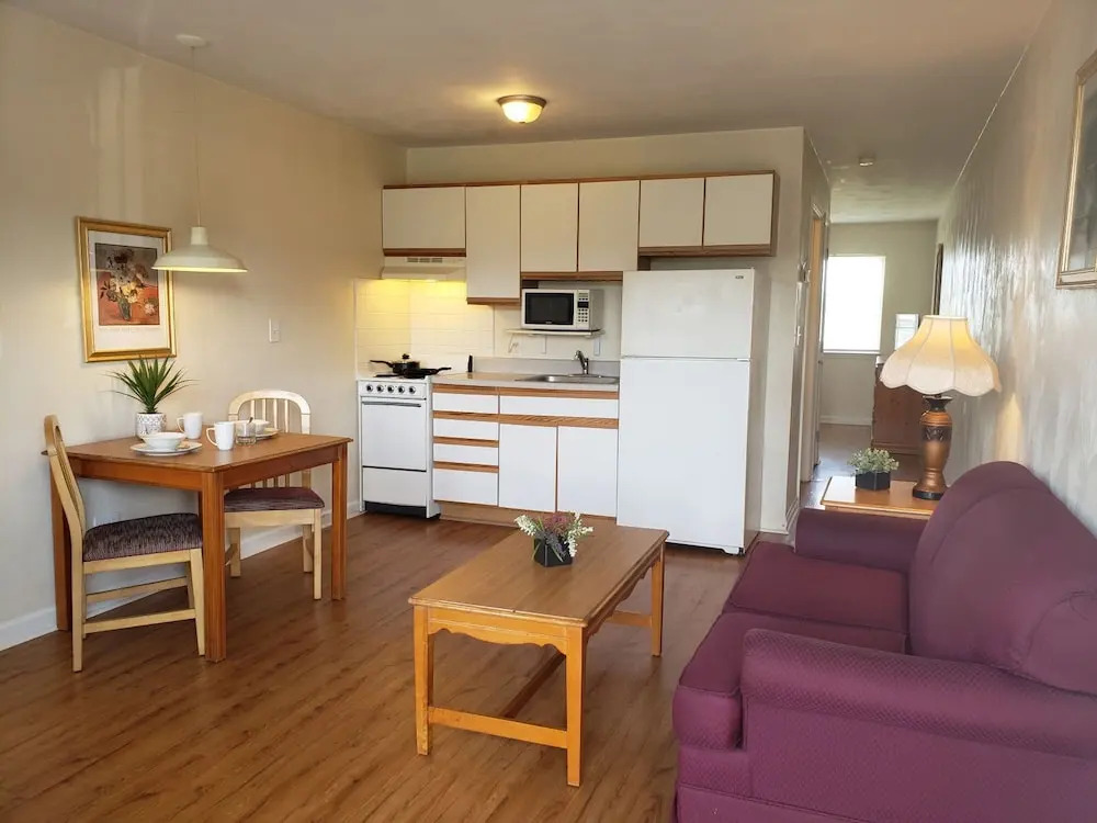 Affordable Suites Conover / Hickory