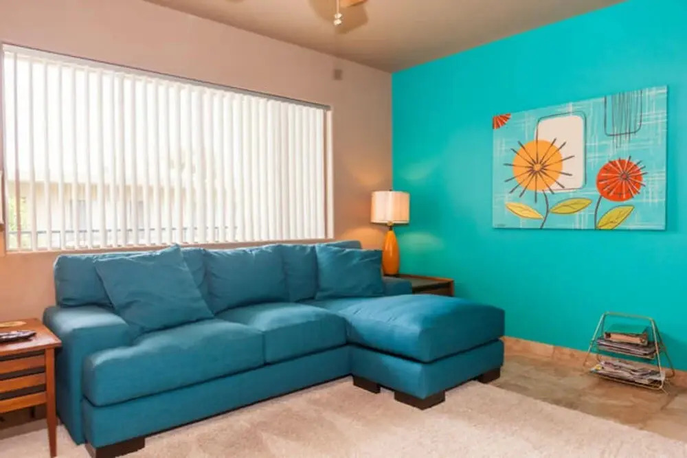 Mid century modern condo near Old Town, pool & BBQ
