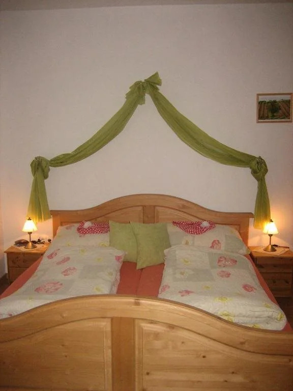 Weingut - Gästezimmer zum Schwalbennest