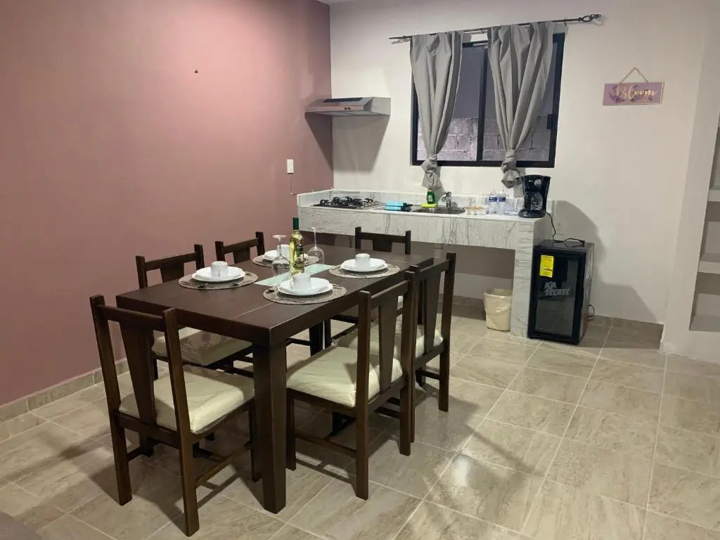 LOMAS SUITES