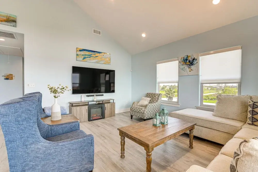 Port Bolivar Beach House w/ Oceanfront Views!
