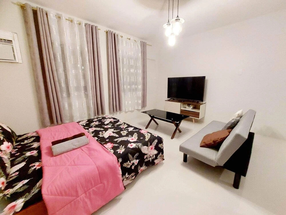 camella manors CONDO unit with free WIFI
