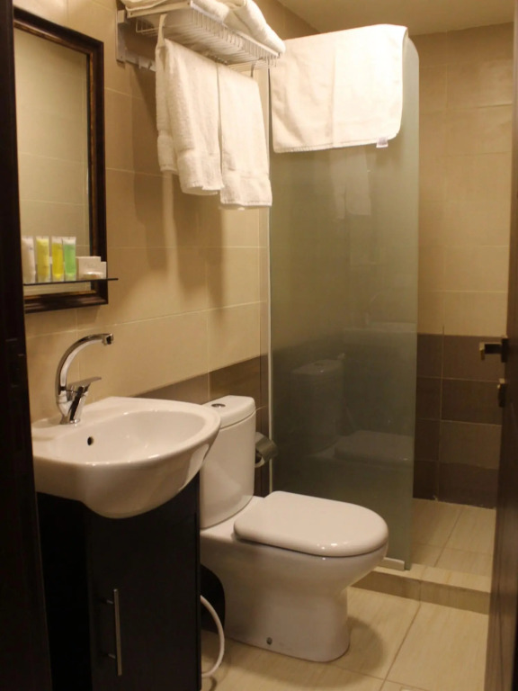 Shaqilath Hotel