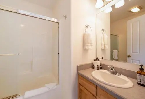 River Ranch-River/Mt Vw-2BR/2B