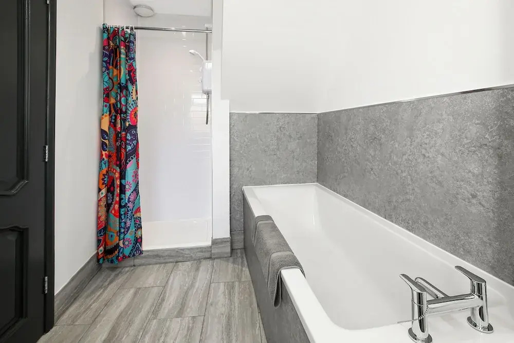 TYME Suites on Kingsway