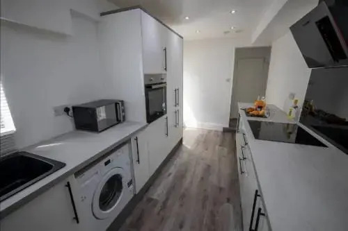 Abingdon House - Workstays Company UK