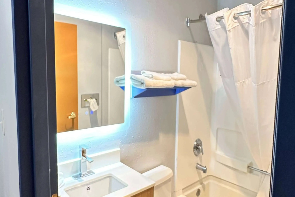 Microtel Inn & Suites by Wyndham Gallup - PET FRIENDLY