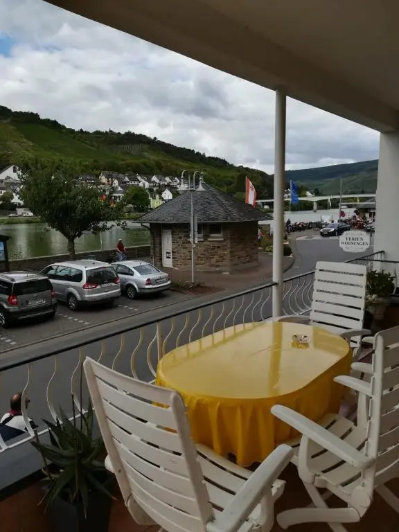 Mosel View Old Town Apartments