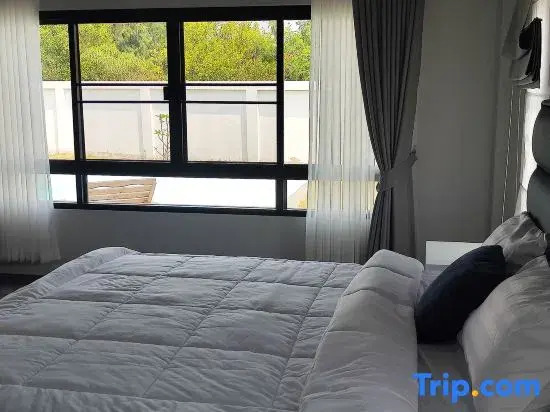 avipoolvilla.cnx
