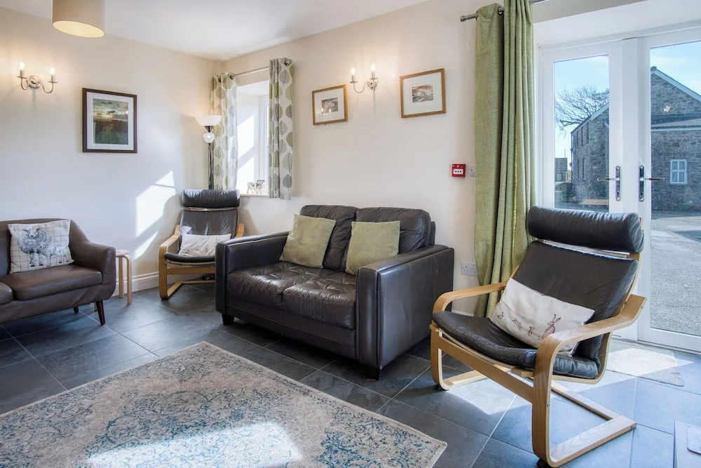 The Chaffhouse - 4 Bedroom - Llangenith