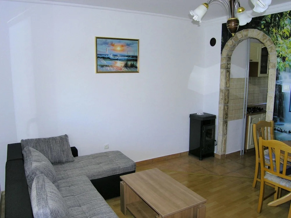 Apartment Miroslav