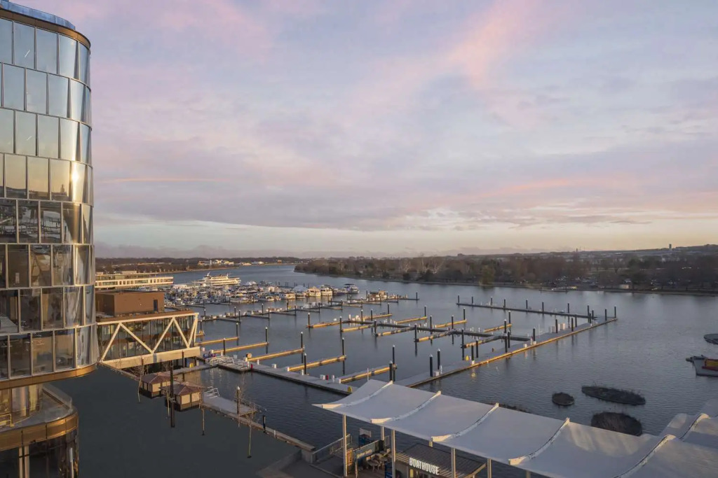 Canopy By Hilton Washington DC The Wharf