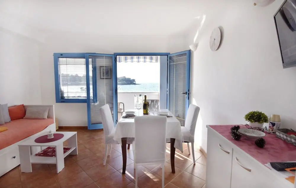Wonderful sea View Apartment in Savudrija