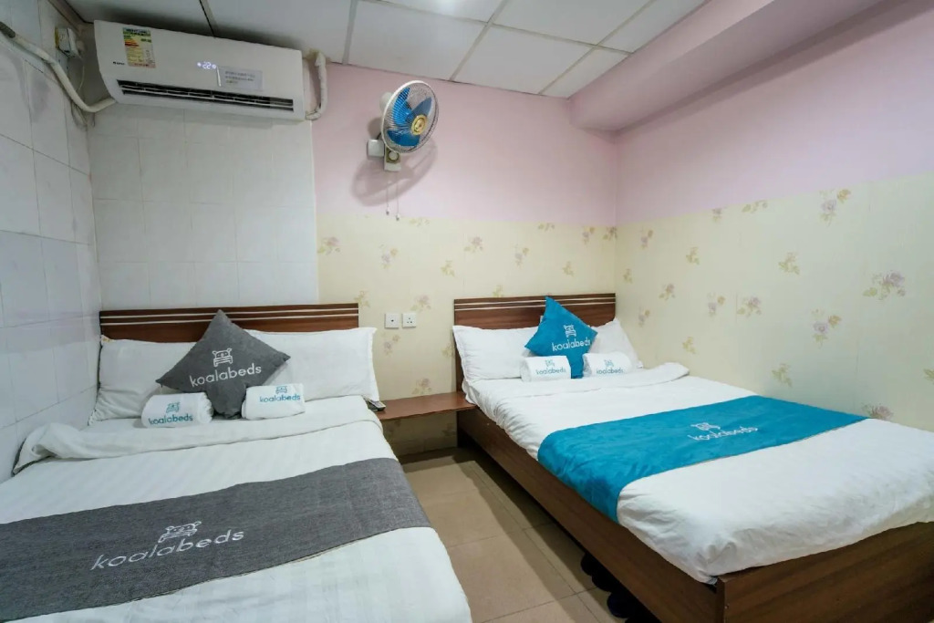 Grandeur Holiday Hotel