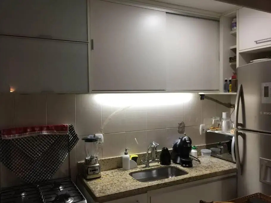 TOP DA PRAIA - 2qts, ar cond, WIFI, cozinha, garagem , completo