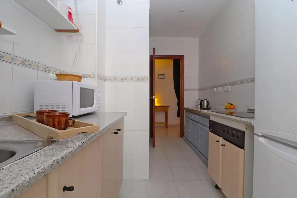 Del parque flats victoria trini