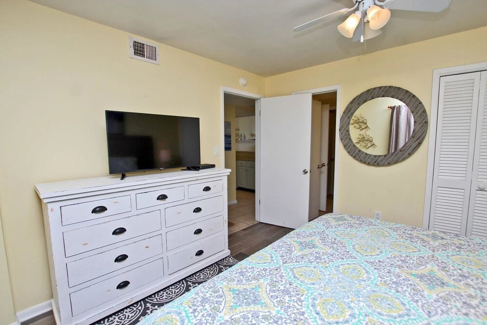 Castaways 2c Condo