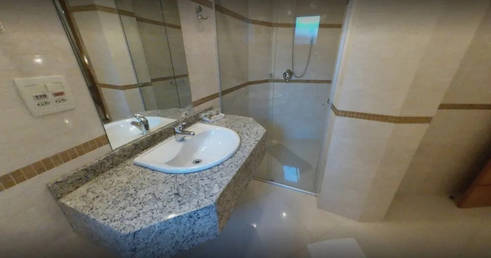 Barbur Center Hotel
