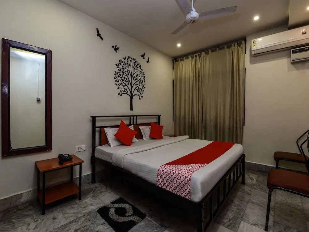 OYO 4221 Uttam Guest House