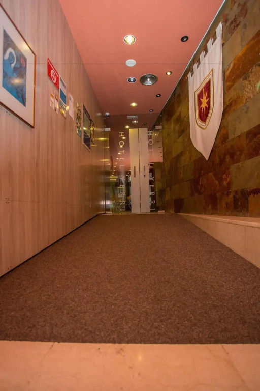 Hotel Yerri