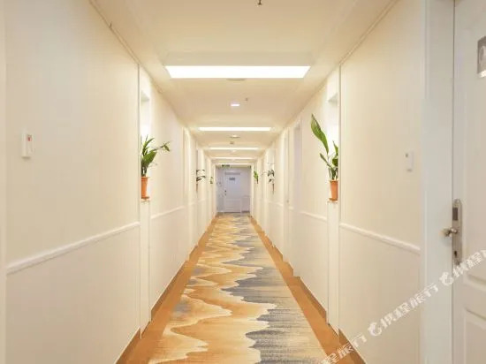 Eden Holiday Hotel