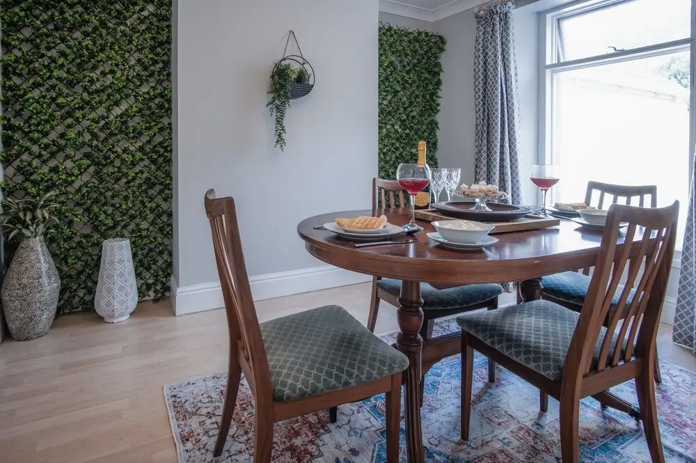 Langland Road - 2 Bedroom Town House