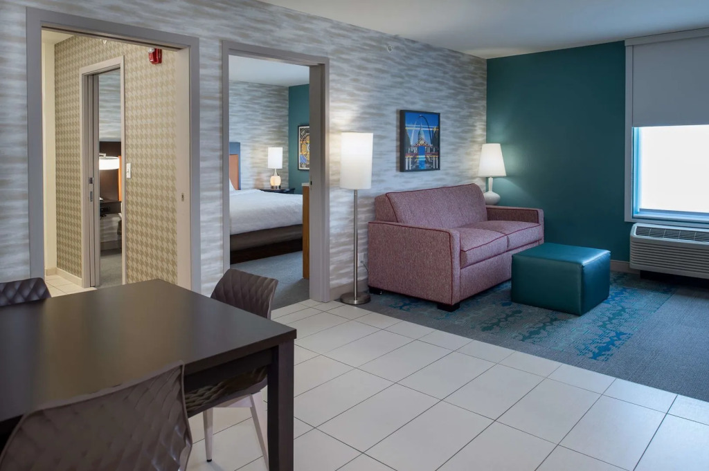 Home2 Suites St. Louis / Forest Park