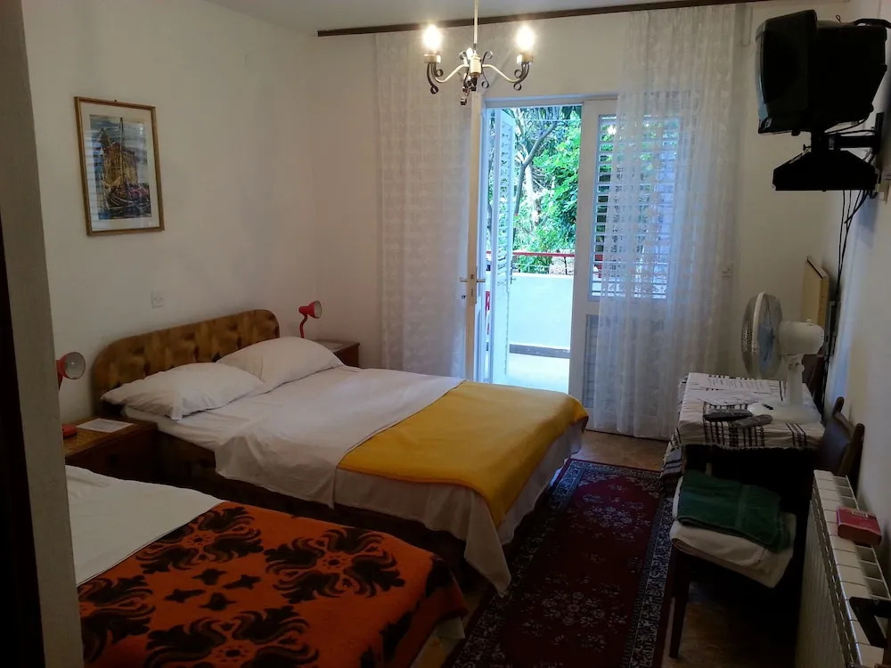 Guesthouse Tea Hvar 3 stars