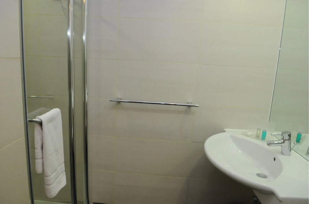 Holiday Inn Salisbury - Stonehenge by IHG