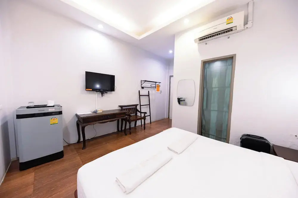 Sleep Hotel - SHA Certified