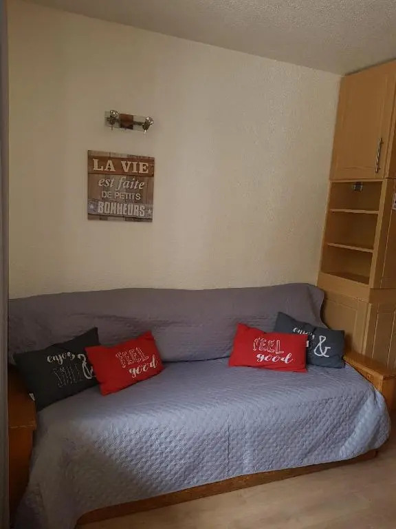 Studio Au Pied Des Pistes Et Funiculaire