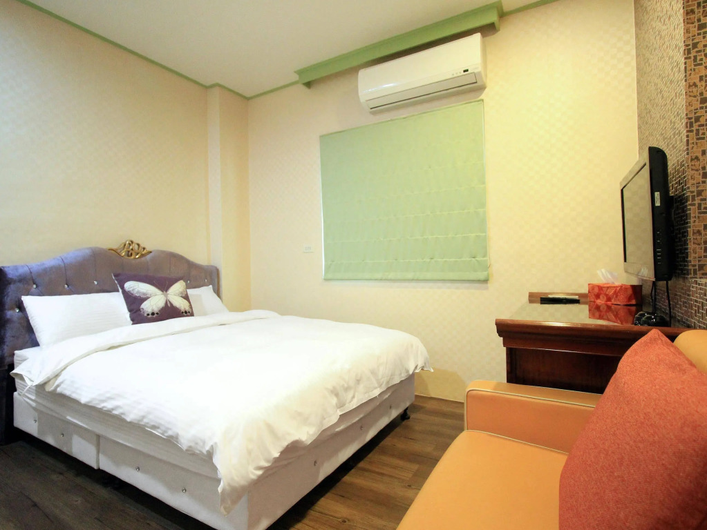Hyaline Guesthouse