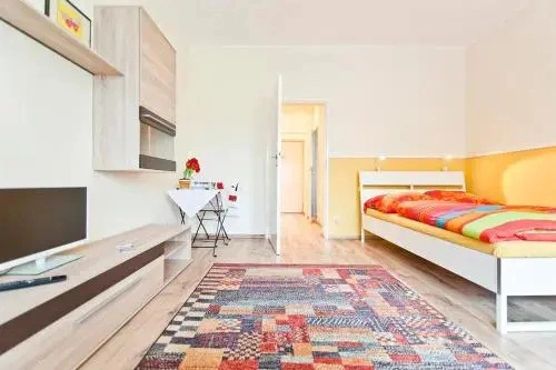 Spree Apartment in Berlin Mitte