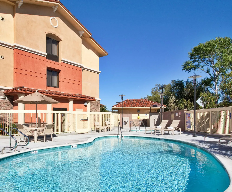Hampton Inn & Suites Thousand Oaks, CA