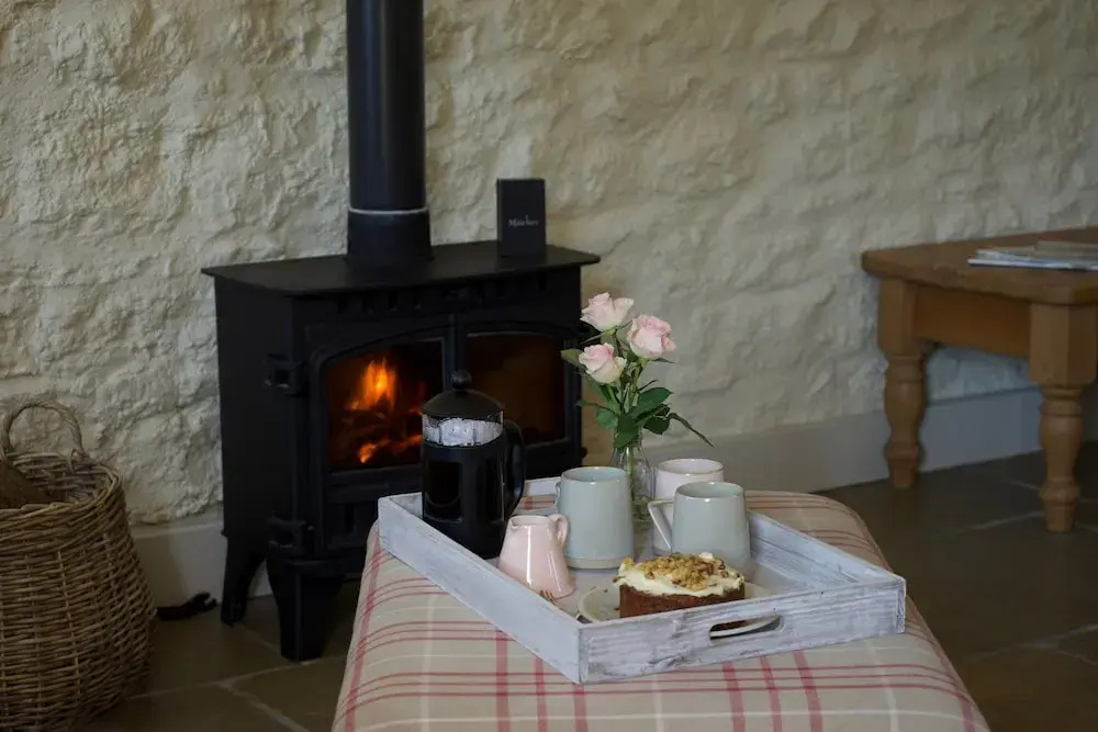 Classic Cotswolds Getaway in Radcot