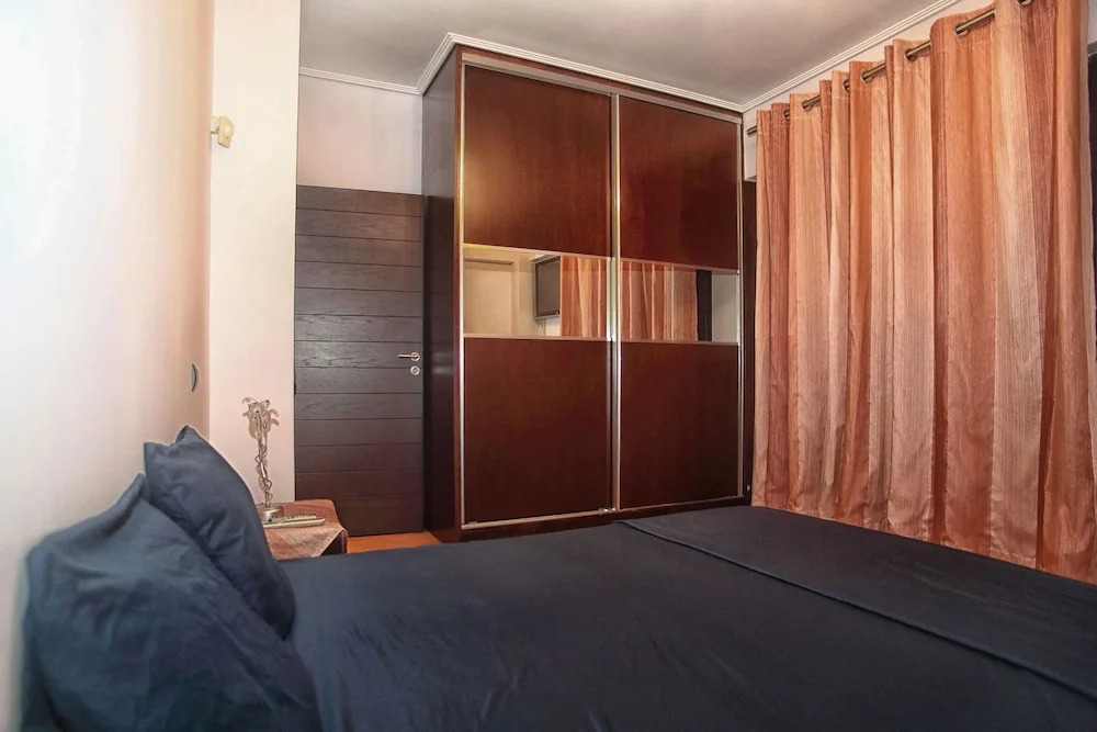 City & Sea Two Floor Flat with View Next to Metro