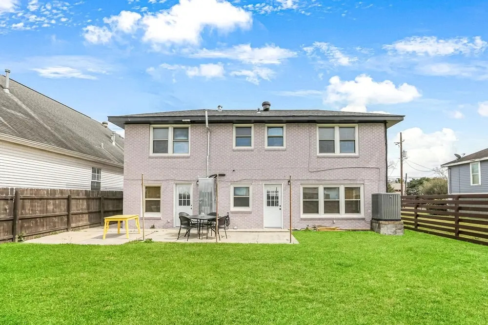 Luxury 4BR House Located 15 min to FQ and Downtown