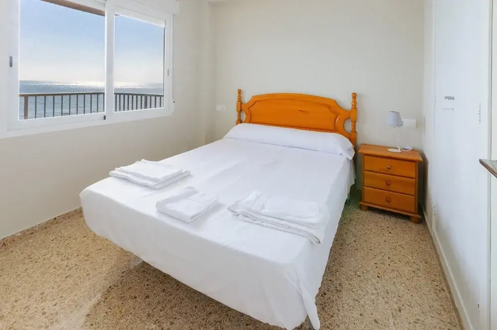 Turia - Apartment In El Brosquil