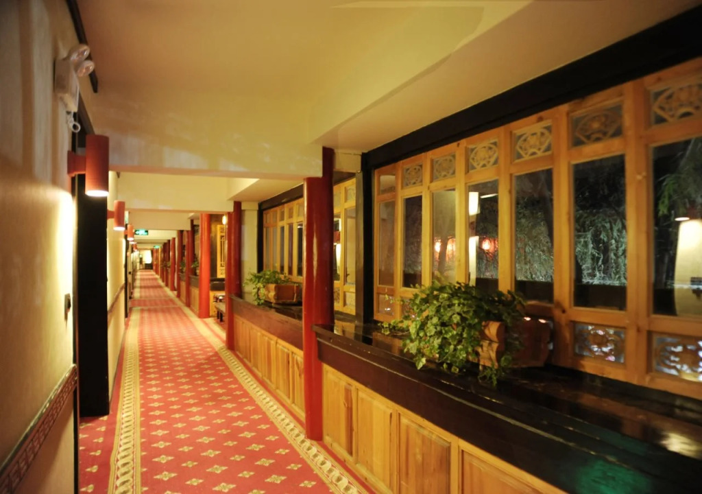 Lijiang Wangfu Hotel