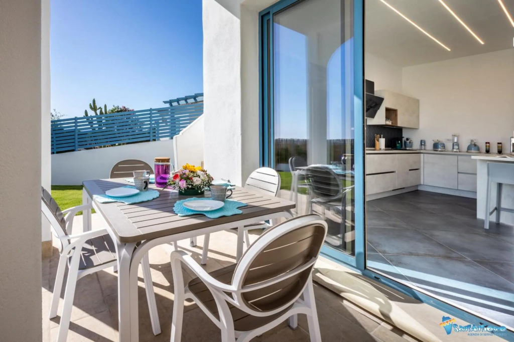 Elegant and modern Villa with pool Sea view-VILLA CON PISCINA VISTA MARE