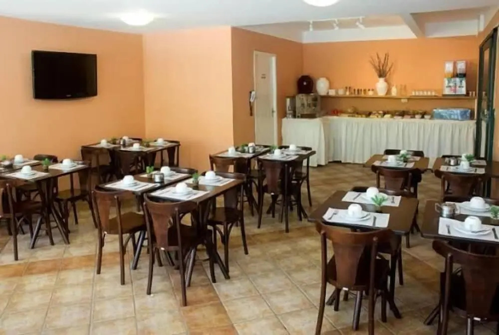 Vicz Palace Hotel